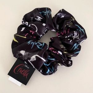 NWOT Disney Cruella graffiti satin scrunchie